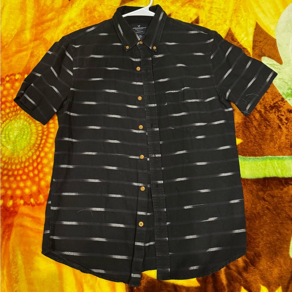 American Eagle Outfitters Black and White Striped Shirt